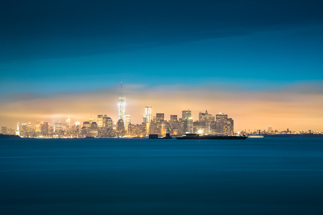 New York Downtown Skyline at Night – One World Trade Center